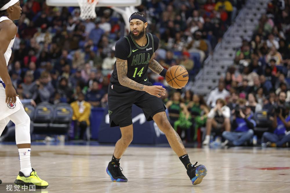 足球》陆足协惩处遭质疑双标：中超假球案球员禁赛 裁判退赃就没事.