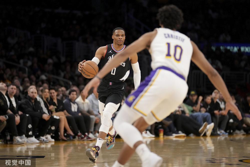 蓝军重返巅 蓝军重返巅