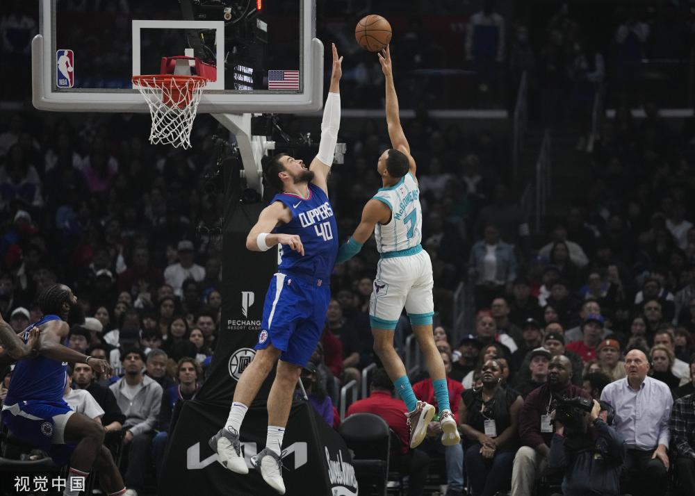 强敌当前 强敌当前