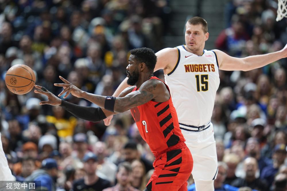 在缺乏稳定 在缺乏稳定