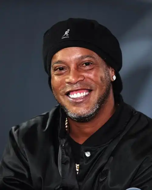 现代足球元 现代足球元