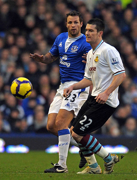 劳塔罗第8次对热那亚首次进球，意甲面对30队已攻破28队球门.